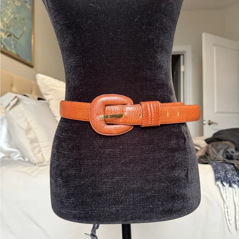 Liz Claiborne Rich Brown Leather Belt